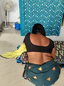 Desicouple1706 online show from 04-16-26, 05:19