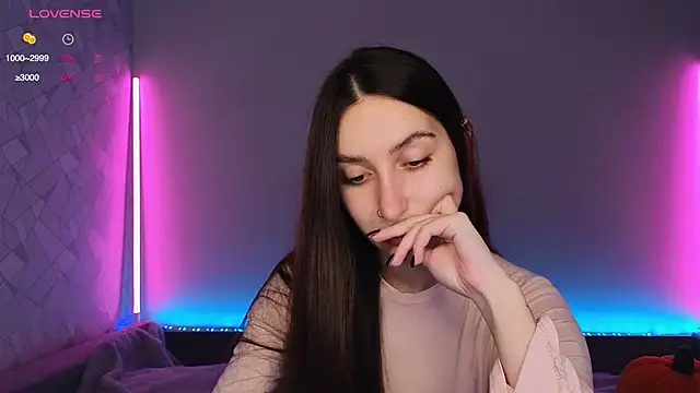 Snapshot of KikkyMi chatting on 11-22-25, 08:19 KikkyMi online show from 11-22-25, 08:19