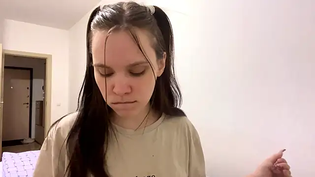 Snapshot of ColettaPeitz chatting on 11-29-25, 01:36 ColettaPeitz online show from 11-29-25, 01:36