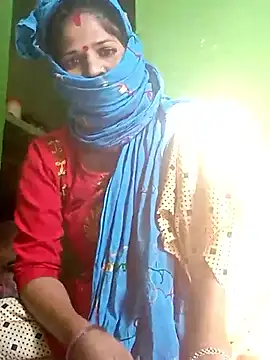 Snapshot of Hot_kire chatting on 12-15-25, 09:35 Hot kire online show from 12-15-25, 09:35