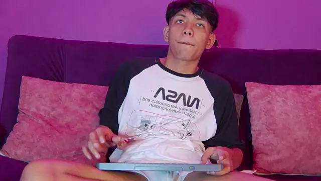 Liam Sinclair online show from 01-15-26, 08:12