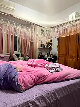 tianwei2567 online show from 12-03-25, 03:21