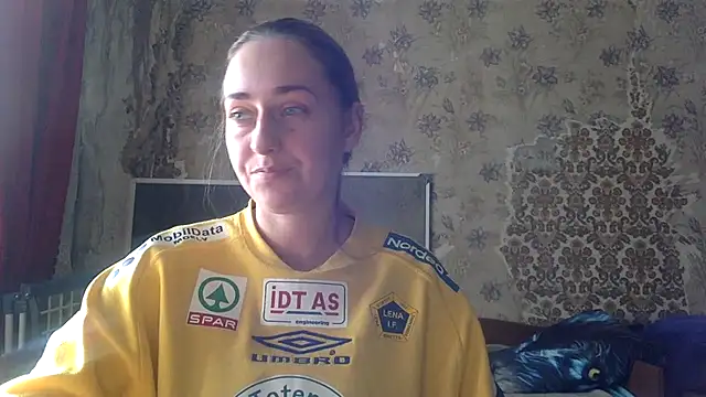 Snapshot of Vassila69 chatting on 12-15-25, 10:19 Vassila69 online show from 12-15-25, 10:19