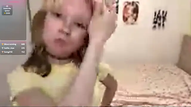 Snapshot of ElfriedaZwack chatting on 05-24-26, 07:19 ElfriedaZwack online show from 05-24-26, 07:19