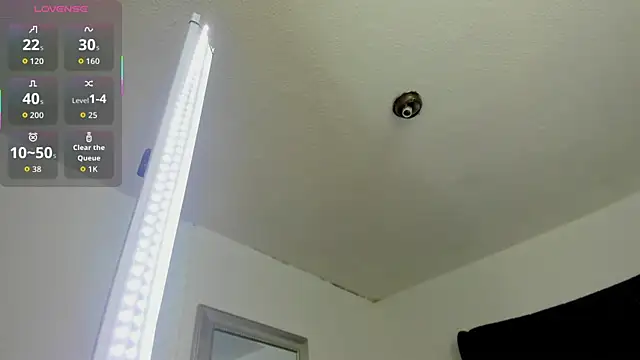 Camilla Gomez online show from 12-05-25, 04:21