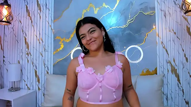 Snapshot of NIKIBUNNY chatting on 11-26-25, 12:17 NIKIBUNNY online show from 11-26-25, 12:17