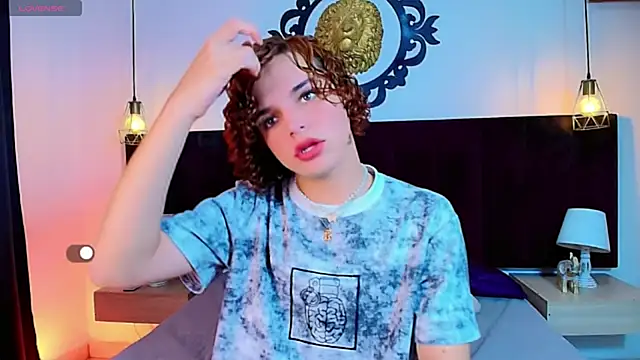 Snapshot of Skyee_angel chatting on 04-25-26, 07:11 Skyee angel online show from 04-25-26, 07:11