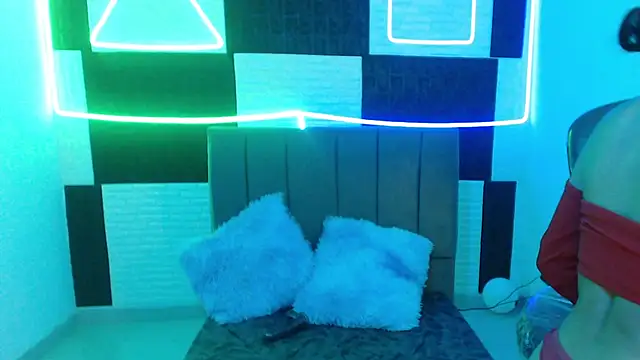 bonnie blue 18 online show from 12-02-25, 02:01