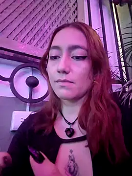 Eveeelyn25 online show from 12-20-25, 01:56