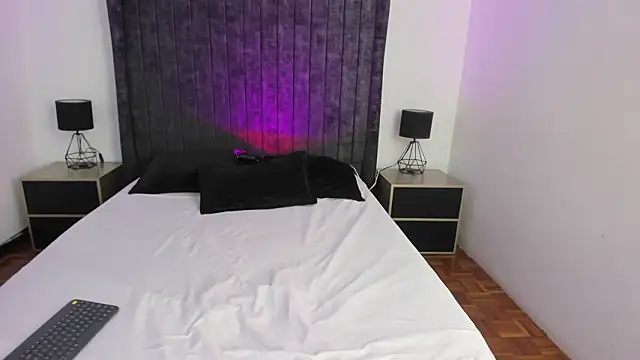 CleoColliva  online show from 02-10-26, 02:59