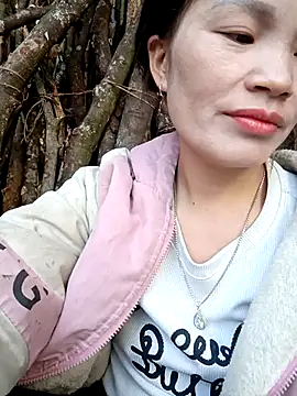 Snapshot of nangmo chatting on 11-26-25, 01:28 nangmo online show from 11-26-25, 01:28