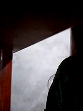 Snapshot of One-two22 chatting on 11-24-25, 10:48 One-two22 online show from 11-24-25, 10:48