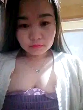 Snapshot of One-two22 chatting on 11-30-25, 09:30 One-two22 online show from 11-30-25, 09:30