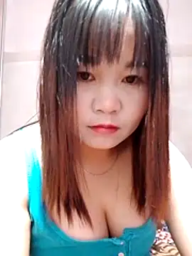 Snapshot of One-two22 chatting on 12-16-25, 10:53 One-two22 online show from 12-16-25, 10:53