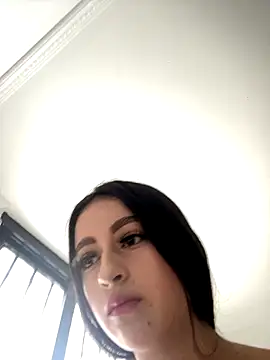 Snapshot of SOL_EF chatting on 12-21-25, 06:26 SOL EF online show from 12-21-25, 06:26