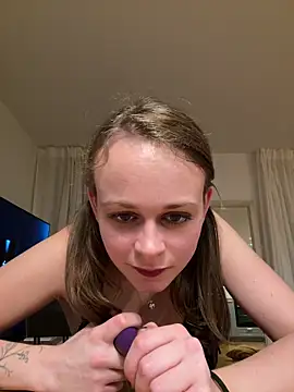 norafack33 online show from 11-24-25, 05:23