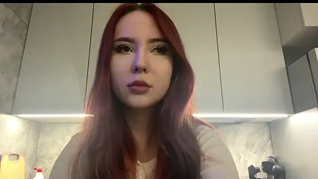 Snapshot of DaphineMckoy chatting on 12-04-25, 06:12 DaphineMckoy online show from 12-04-25, 06:12