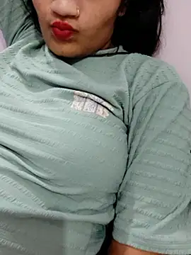 Snapshot of Hot_hania chatting on 12-02-25, 04:24 Hot hania online show from 12-02-25, 04:24