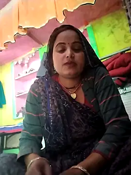 Snapshot of Pooja_hote chatting on 11-29-25, 03:20 Pooja hote online show from 11-29-25, 03:20