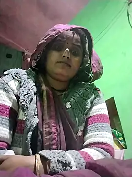 Snapshot of Pooja_hote chatting on 12-02-25, 08:48 Pooja hote online show from 12-02-25, 08:48