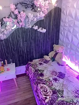 Snapshot of Kitty_Bms_ chatting on 12-13-25, 07:53 Kitty Bms online show from 12-13-25, 07:53