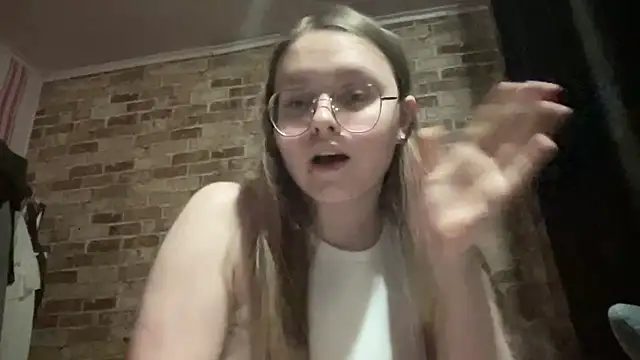 Snapshot of Blair_Reid chatting on 12-02-25, 05:41 Blair Reid online show from 12-02-25, 05:41