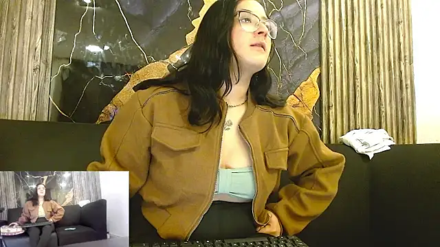 Snapshot of jasmine1609 chatting on 12-05-25, 01:20 jasmine1609 online show from 12-05-25, 01:20