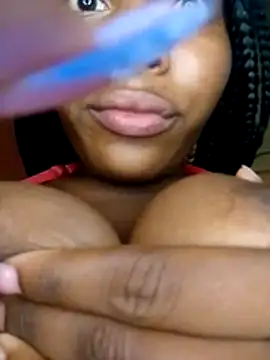 Snapshot of KiaracCastilo chatting on 12-05-25, 08:23 KiaracCastilo online show from 12-05-25, 08:23