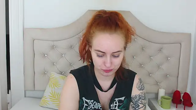 Snapshot of RubyBigBoobs chatting on 12-01-25, 03:50 RubyBigBoobs online show from 12-01-25, 03:50