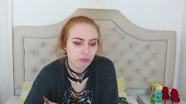 Snapshot of RubyBigBoobs chatting on 12-03-25, 03:10 RubyBigBoobs online show from 12-03-25, 03:10