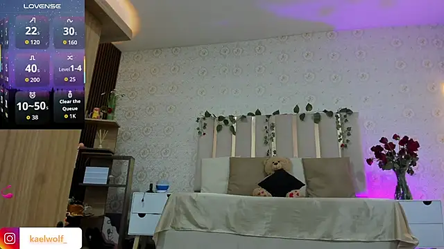 kaelwolf tay online show from 02-06-26, 07:06