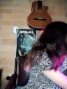 JennBenett  online show from 12-04-25, 11:52