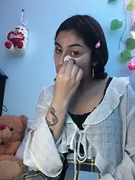 Miharu  online show from 12-13-25, 09:09