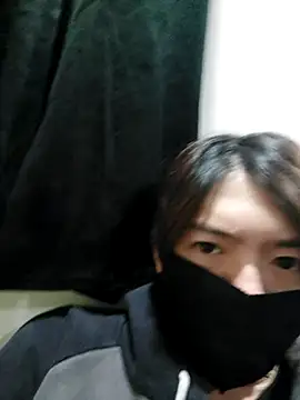 Snapshot of twtung_tung chatting on 11-25-25, 08:42 twtung tung online show from 11-25-25, 08:42