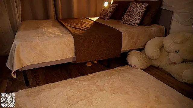 Snapshot of iamclaire chatting on 11-28-25, 05:26 iamclaire online show from 11-28-25, 05:26