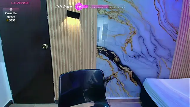 Snapshot of _ArianaToro chatting on 12-03-25, 04:38 ArianaToro online show from 12-03-25, 04:38