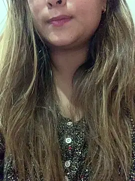 hotladki5 online show from 02-18-26, 12:45