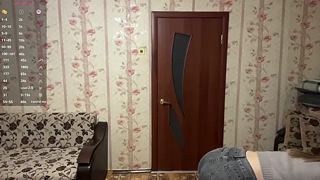 Snapshot of Katebarbie chatting on 02-05-26, 03:16 Katebarbie online show from 02-05-26, 03:16