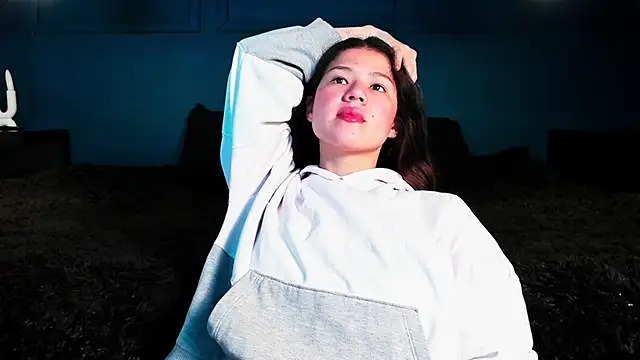 Skyy bloom online show from 12-20-25, 11:50