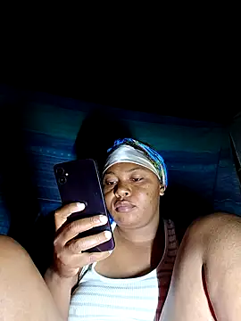 Snapshot of cleanpssy chatting on 12-17-25, 09:54 cleanpssy online show from 12-17-25, 09:54