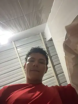 Snapshot of secret_justin7 chatting on 11-30-25, 01:42 secret justin7 online show from 11-30-25, 01:42