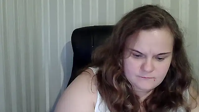 Snapshot of HarmonyKareraa chatting on 11-26-25, 04:19 HarmonyKareraa online show from 11-26-25, 04:19