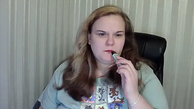 Snapshot of HarmonyKareraa chatting on 11-30-25, 01:59 HarmonyKareraa online show from 11-30-25, 01:59