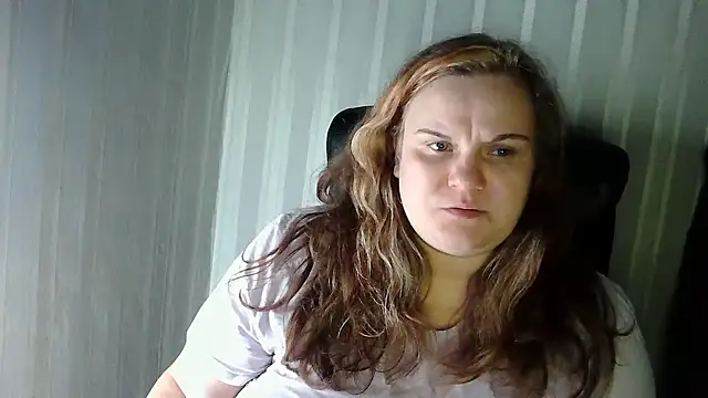 Snapshot of HarmonyKareraa chatting on 12-01-25, 08:47 HarmonyKareraa online show from 12-01-25, 08:47