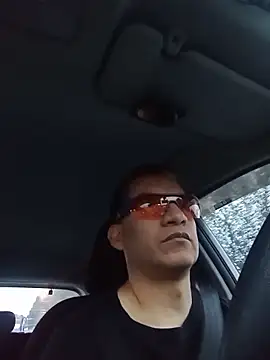 ChrisFloresP online show from 12-17-25, 11:16