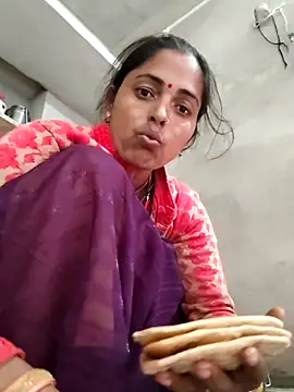 Snapshot of Singal_bosy_ki_jaan chatting on 12-16-25, 02:49 Singal bosy ki jaan online show from 12-16-25, 02:49