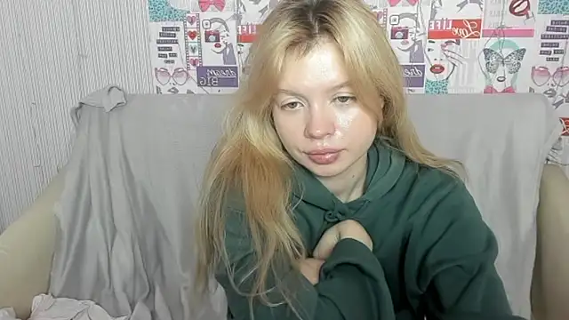 Snapshot of AlysaMeow chatting on 12-02-25, 03:56 AlysaMeow online show from 12-02-25, 03:56