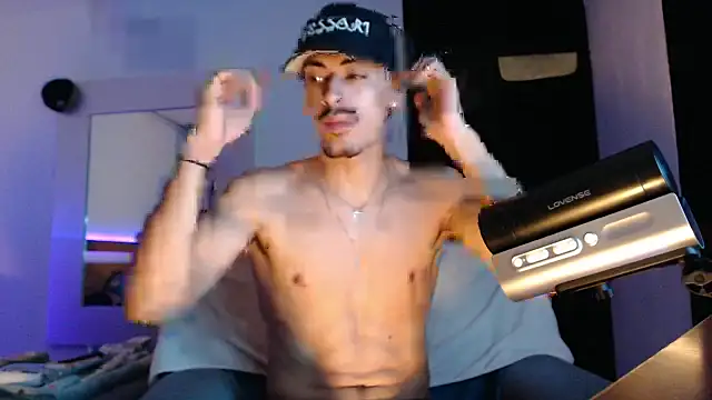 Snapshot of Da_usma00 chatting on 12-05-25, 06:00 Da usma00 online show from 12-05-25, 06:00