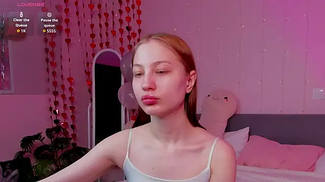 lally cute online show from 02-27-26, 07:25