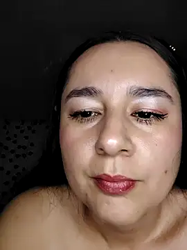 Snapshot of Dulce_fire1 chatting on 12-18-25, 11:05 Dulce fire1 online show from 12-18-25, 11:05